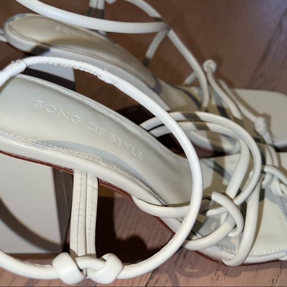 Song of Style Noelle Heel in Ivory - Picture 12 of 14